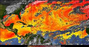 Météo tropicale : Air sec et densité de poussière dans l'air.