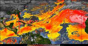 Météo tropicale : Air sec et densité de poussière dans l'air.
