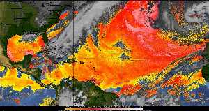 Météo tropicale : Air sec et densité de poussière dans l'air.