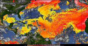 Météo tropicale : Air sec et densité de poussière dans l'air.