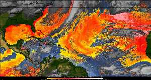Météo tropicale : Air sec et densité de poussière dans l'air.