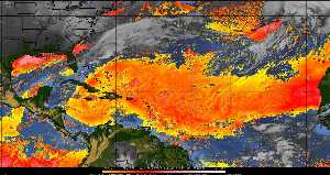 Météo tropicale : Air sec et densité de poussière dans l'air.