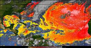Météo tropicale : Air sec et densité de poussière dans l'air.