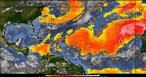 Météo tropicale : Air sec et densité de poussière dans l'air.