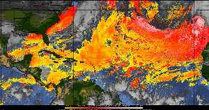 Météo tropicale : Air sec et densité de poussière dans l'air.