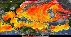 Météo tropicale : Air sec et densité de poussière dans l'air.