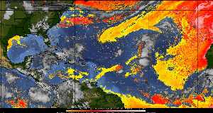 Météo tropicale : Air sec et densité de poussière dans l'air.