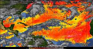 Météo tropicale : Air sec et densité de poussière dans l'air.