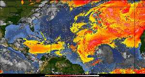 Météo tropicale : Air sec et densité de poussière dans l'air.
