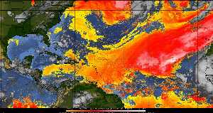 Météo tropicale : Air sec et densité de poussière dans l'air.