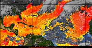 Météo tropicale : Air sec et densité de poussière dans l'air.
