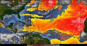Météo tropicale : Air sec et densité de poussière dans l'air.
