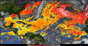 Météo tropicale : Air sec et densité de poussière dans l'air.