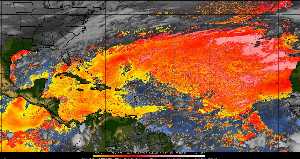 Météo tropicale : Air sec et densité de poussière dans l'air.