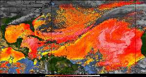 Météo tropicale : Air sec et densité de poussière dans l'air.