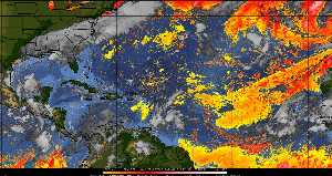 Météo tropicale : Air sec et densité de poussière dans l'air.