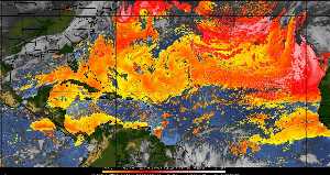 Météo tropicale : Air sec et densité de poussière dans l'air.