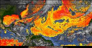 Météo tropicale : Air sec et densité de poussière dans l'air.