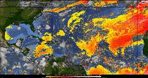 Météo tropicale : Air sec et densité de poussière dans l'air.