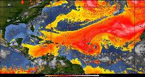Météo tropicale : Air sec et densité de poussière dans l'air.