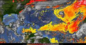 Météo tropicale : Air sec et densité de poussière dans l'air.