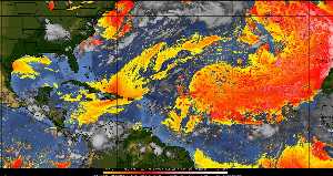 Météo tropicale : Air sec et densité de poussière dans l'air.