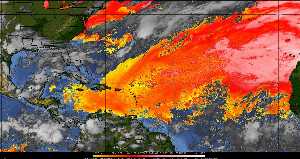 Météo tropicale : Air sec et densité de poussière dans l'air.