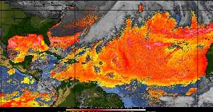 Météo tropicale : Air sec et densité de poussière dans l'air.