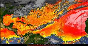 Météo tropicale : Air sec et densité de poussière dans l'air.