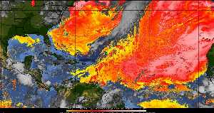 Météo tropicale : Air sec et densité de poussière dans l'air.