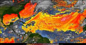 Météo tropicale : Air sec et densité de poussière dans l'air.