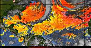 Météo tropicale : Air sec et densité de poussière dans l'air.