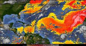 Météo tropicale : Air sec et densité de poussière dans l'air.