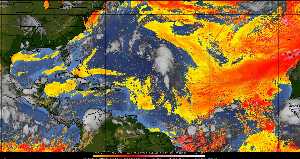 Météo tropicale : Air sec et densité de poussière dans l'air.