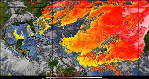 Météo tropicale : Air sec et densité de poussière dans l'air.
