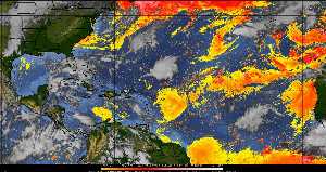 Météo tropicale : Air sec et densité de poussière dans l'air.