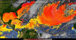 Météo tropicale : Air sec et densité de poussière dans l'air.