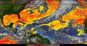 Météo tropicale : Air sec et densité de poussière dans l'air.