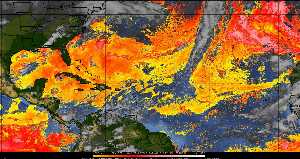 Météo tropicale : Air sec et densité de poussière dans l'air.