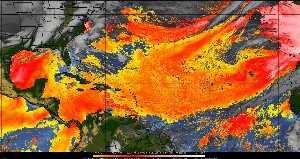 Météo tropicale : Air sec et densité de poussière dans l'air.
