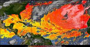 Météo tropicale : Air sec et densité de poussière dans l'air.